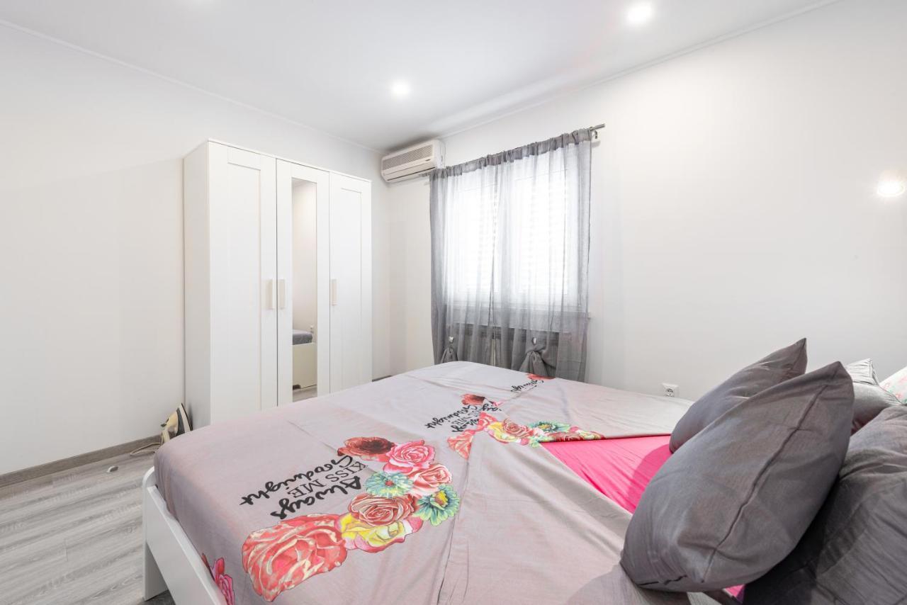 Luxury Apartment Bobara มลินี ภายนอก รูปภาพ